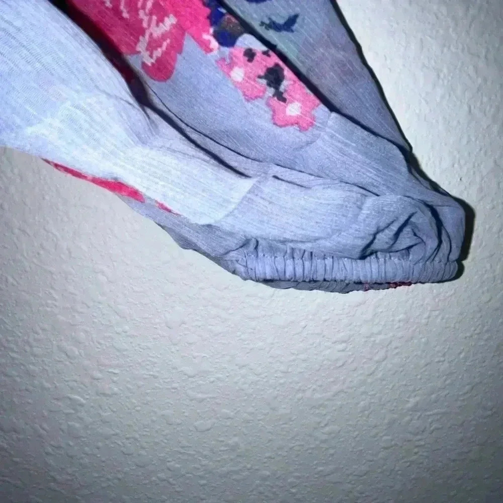 HOUSE OF HARLOW Smocked Ruched Polychiffon Crop Top size Medium - Picture 8 of 9